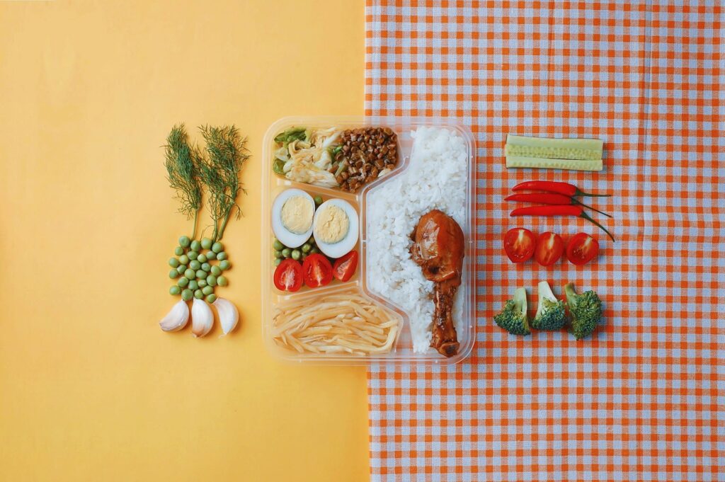 Delicate disposable food containers