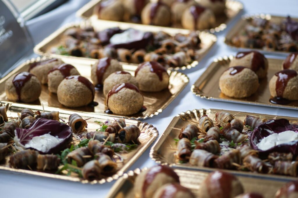 Disposable food trays are often recyclable